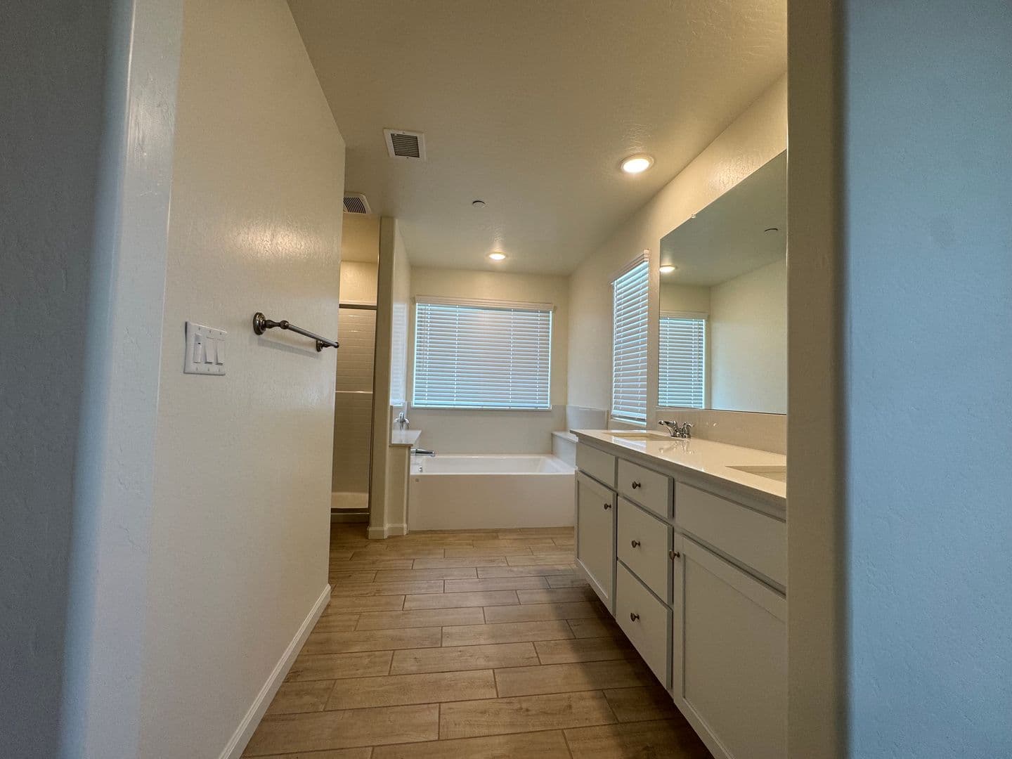 Fresno House: 6313 E. Meritage Drive