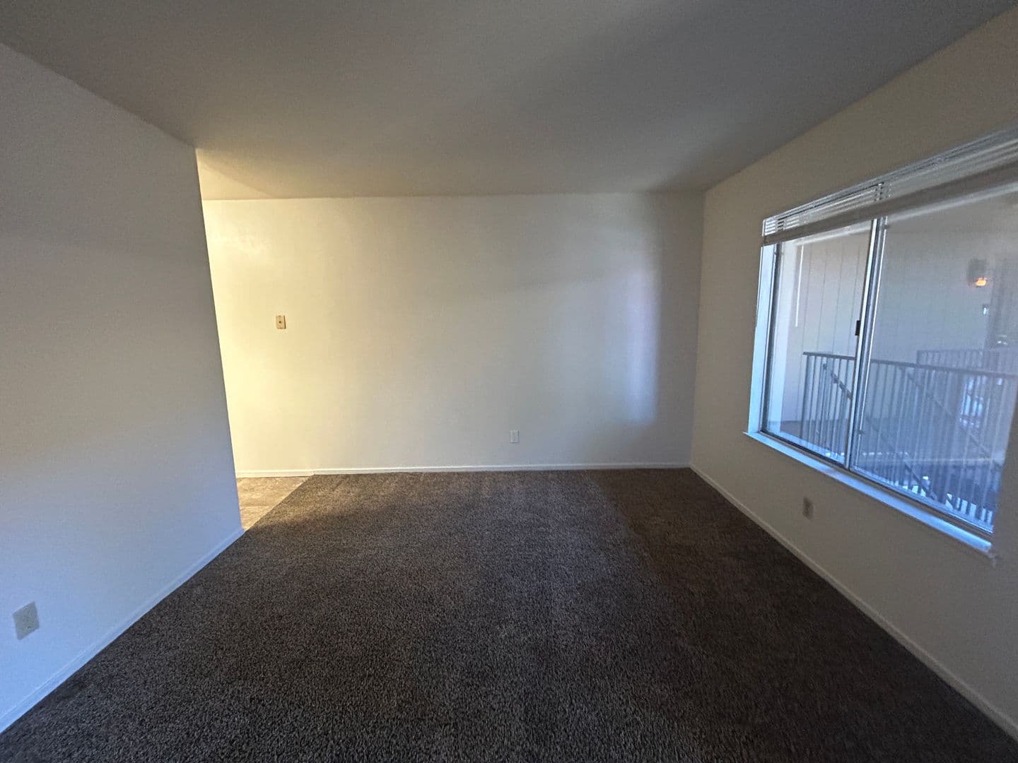 Merced Apartment: 52 South Parsons Ave. #C