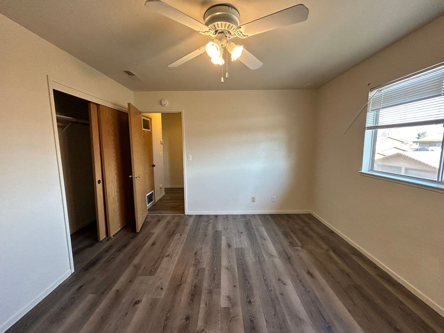 Merced Apartment: 154 South Parsons Ave. #D
