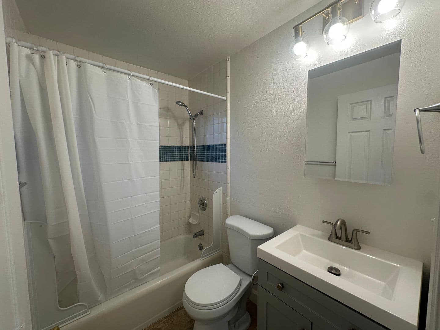 Modesto House: 1129 Allen Dr