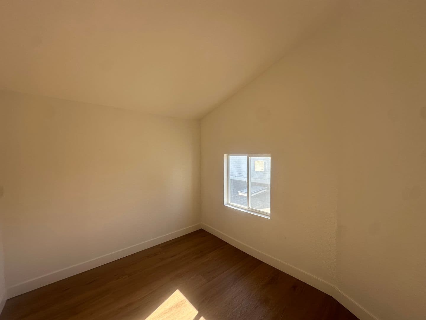 Stockton House: 2615 N El Dorado St