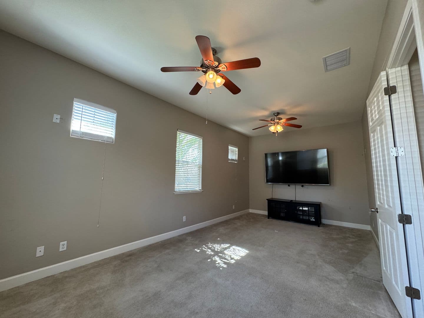 Clovis House: 2171 Buckingham Ave