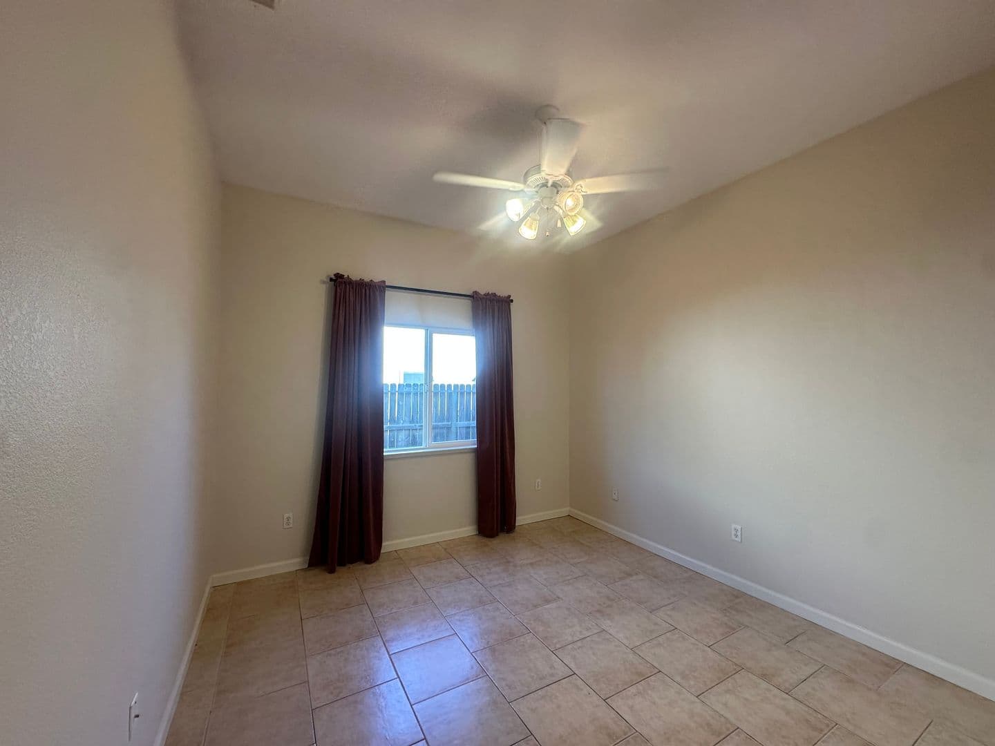 Manteca House: 1989 Picadilly Way
