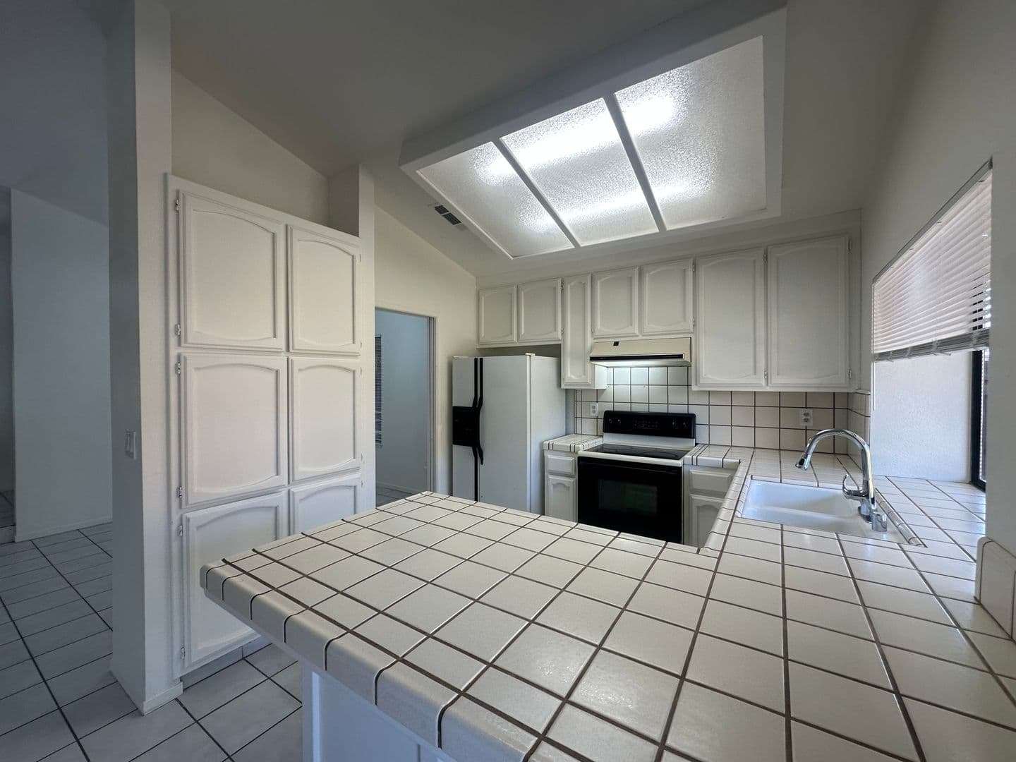 Modesto House: 2705 Twin Oak Ln