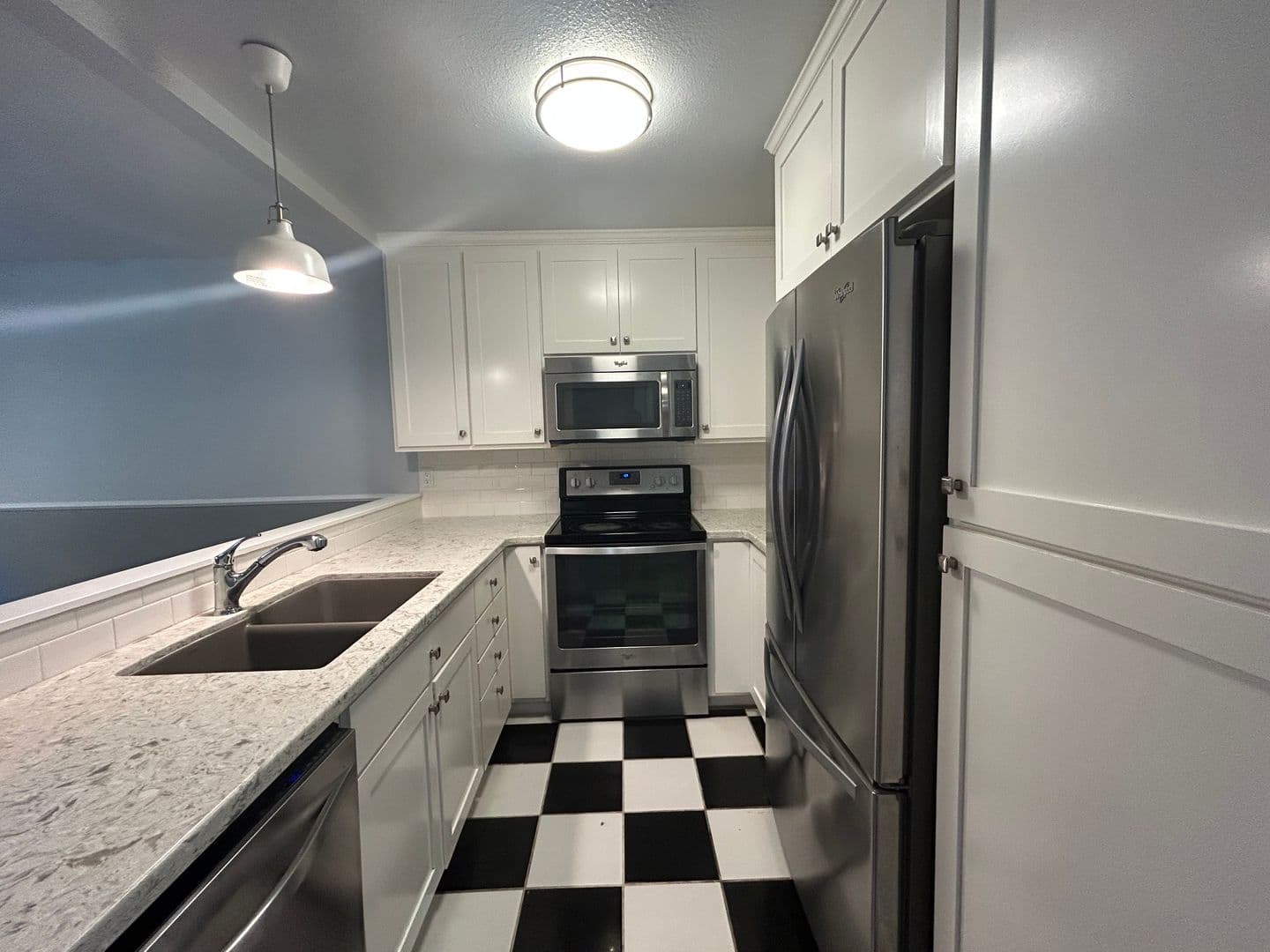 Modesto House: 3424 Vintage Drive #142