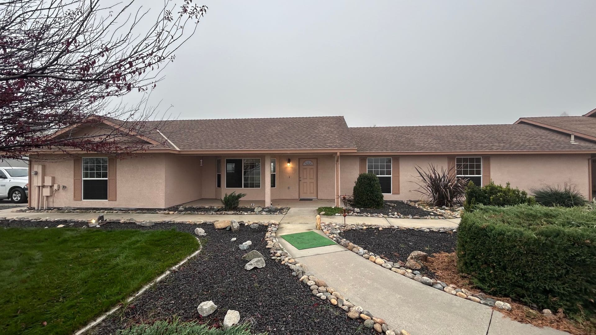 La Grange House: 14575 Avenida Central