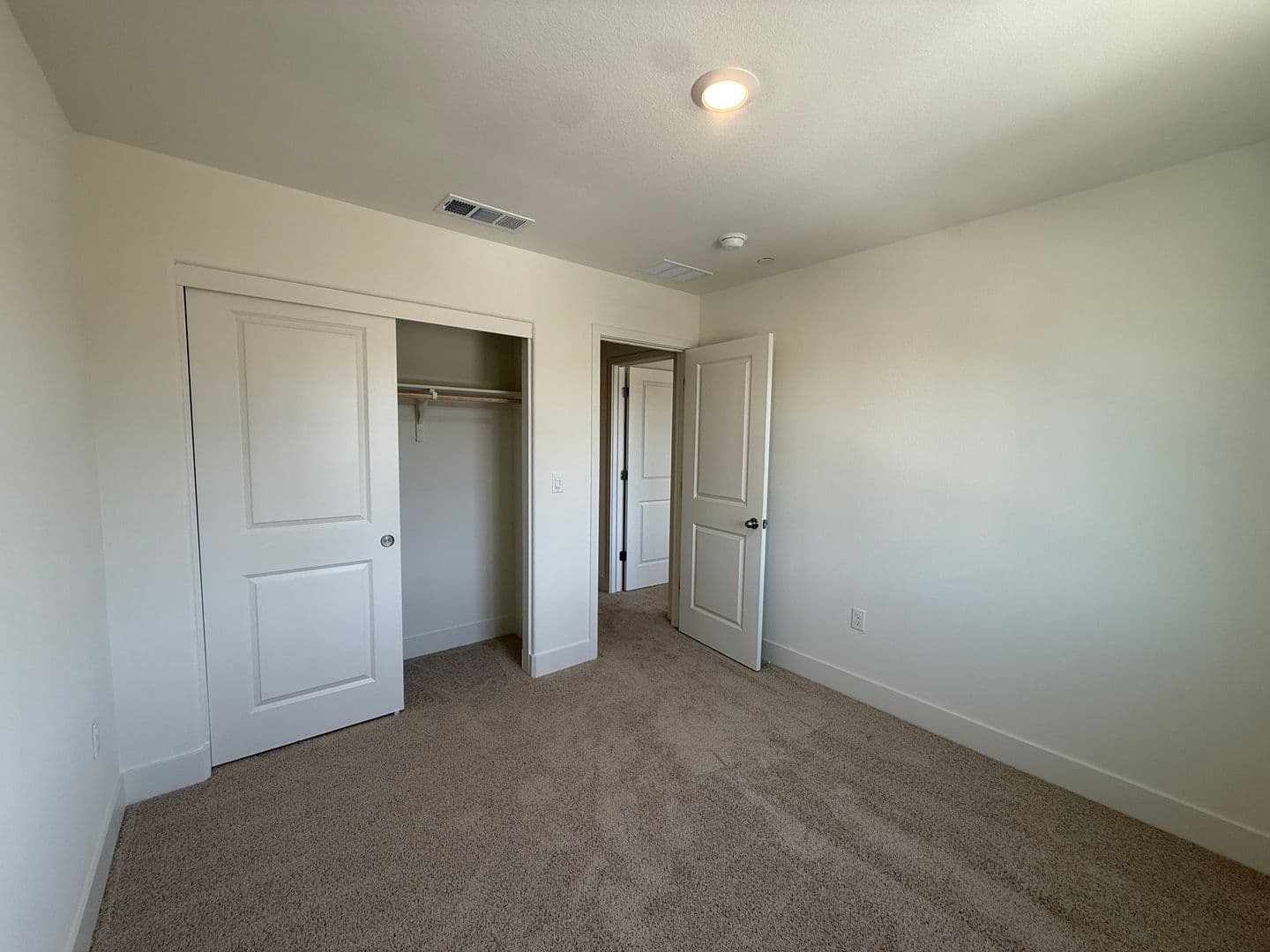 Modesto House: 4328 Frontier Way