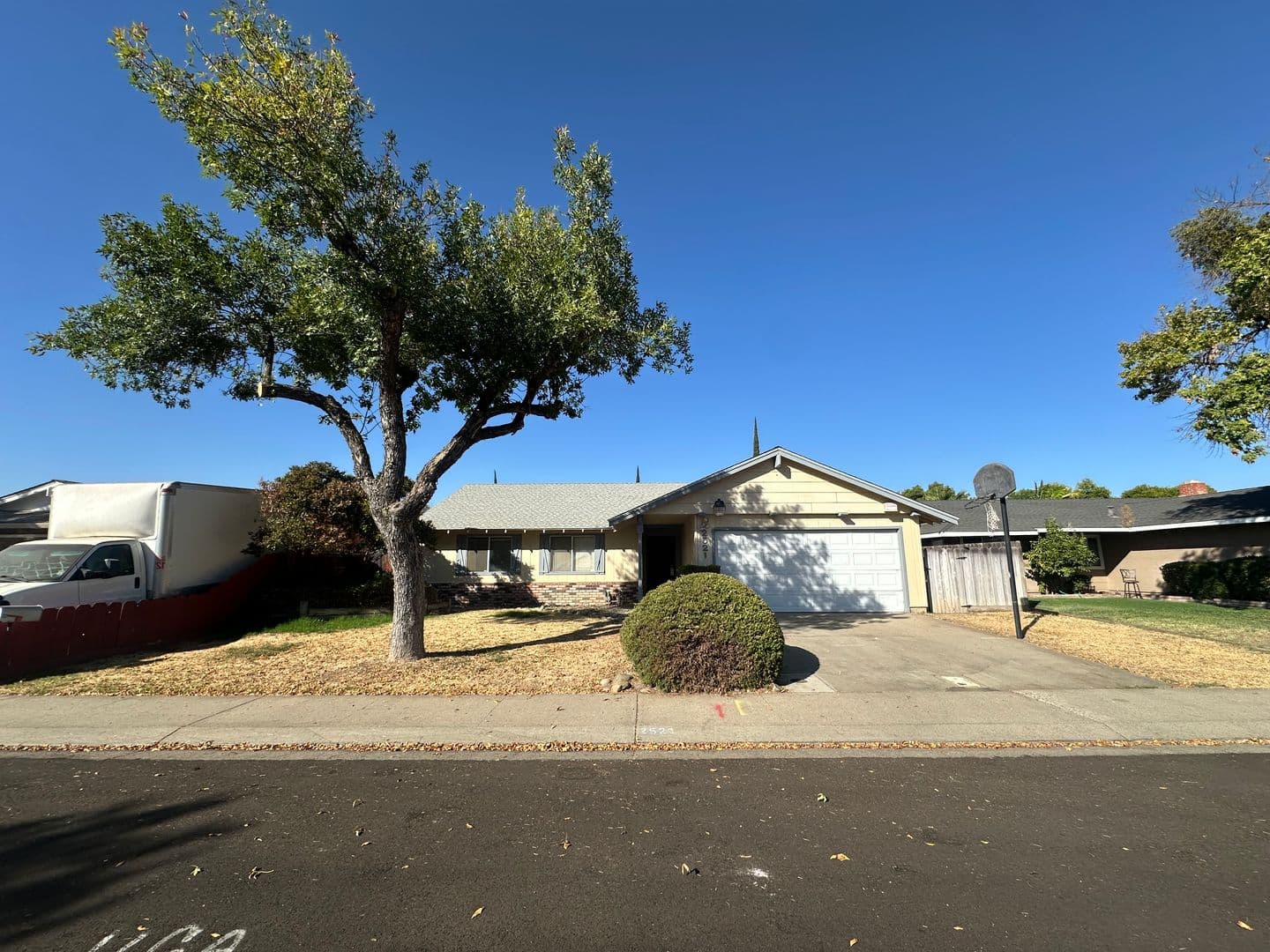 Modesto House: 2521 Casita Dr