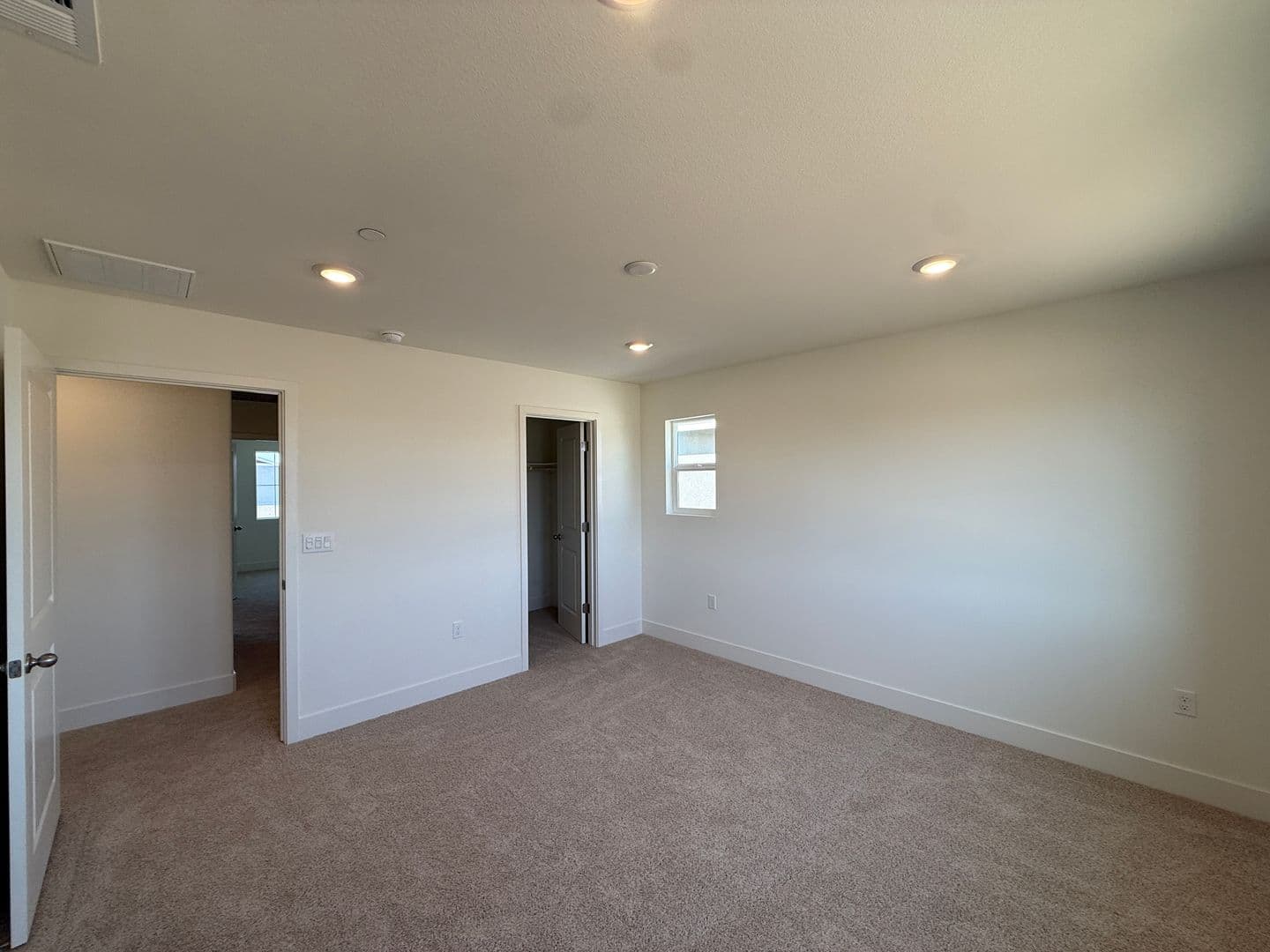 Modesto House: 4328 Frontier Way