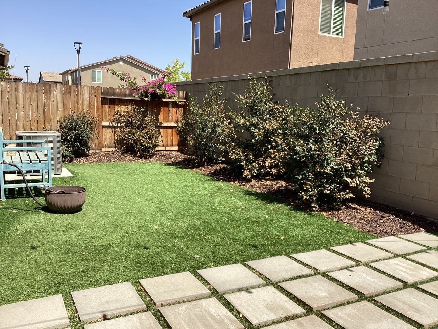 Clovis House: 2573 Daisy Drive