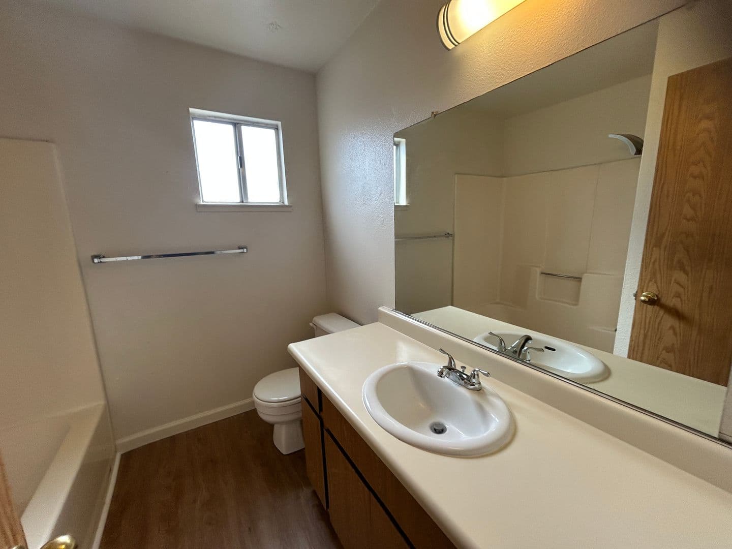 Merced Apartment: 144 South Parsons Ave. #F