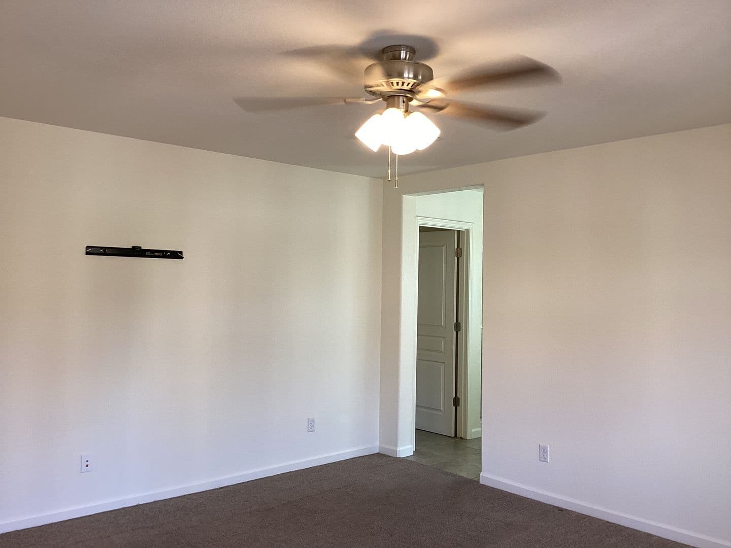 Clovis House: 2573 Daisy Drive