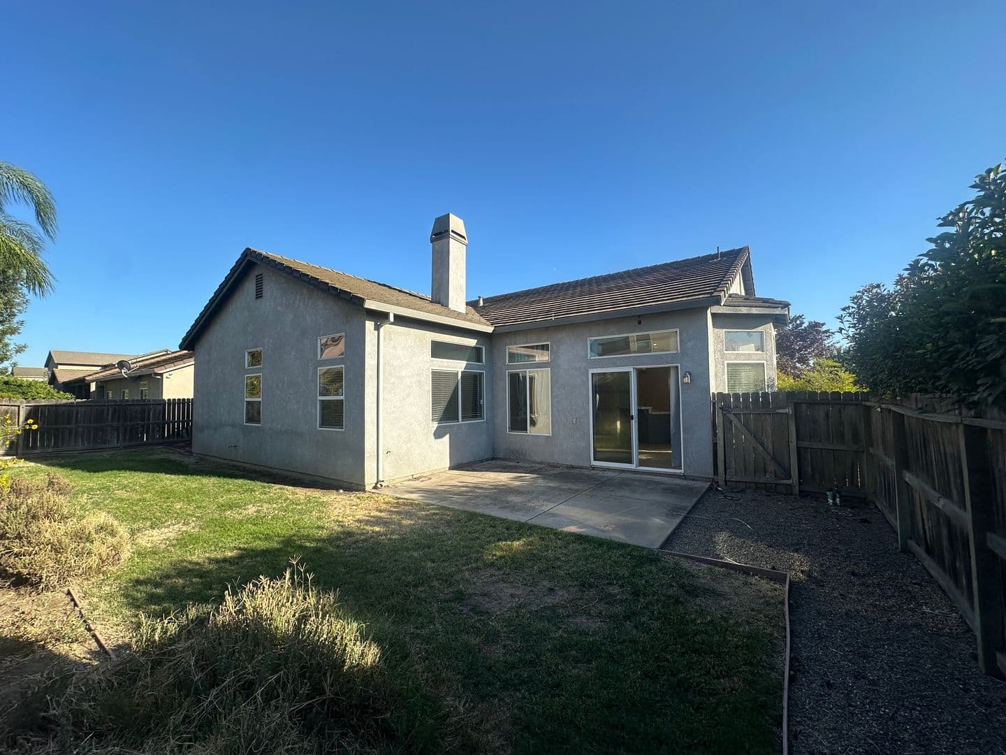 Manteca House: 1989 Picadilly Way