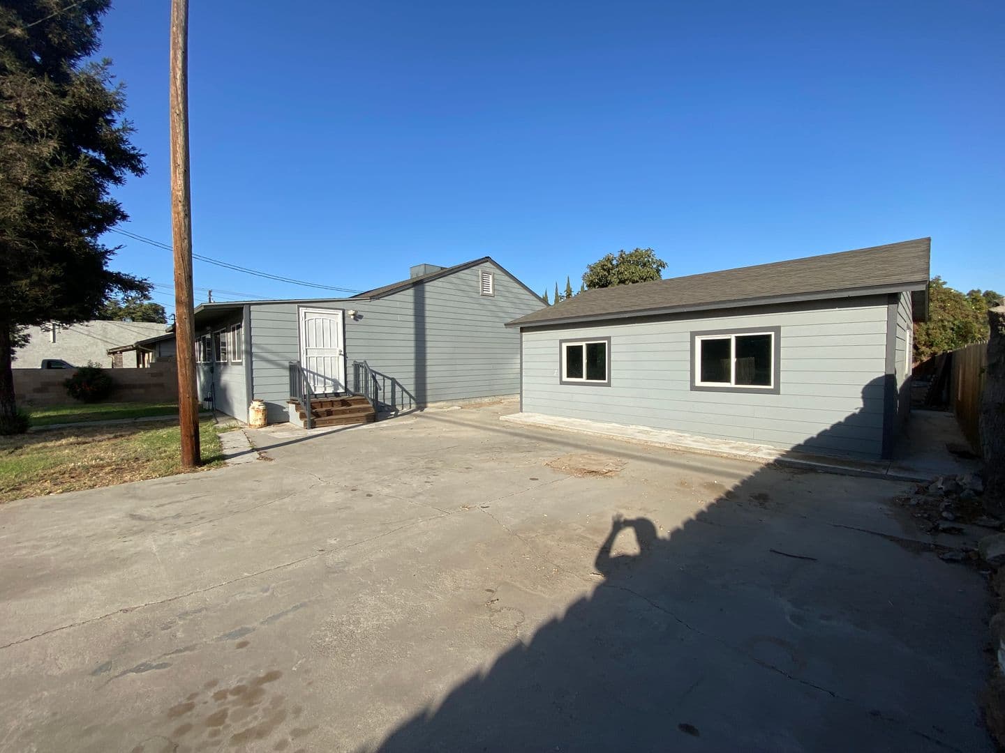 Hilmar House: 7468 Lander Avenue