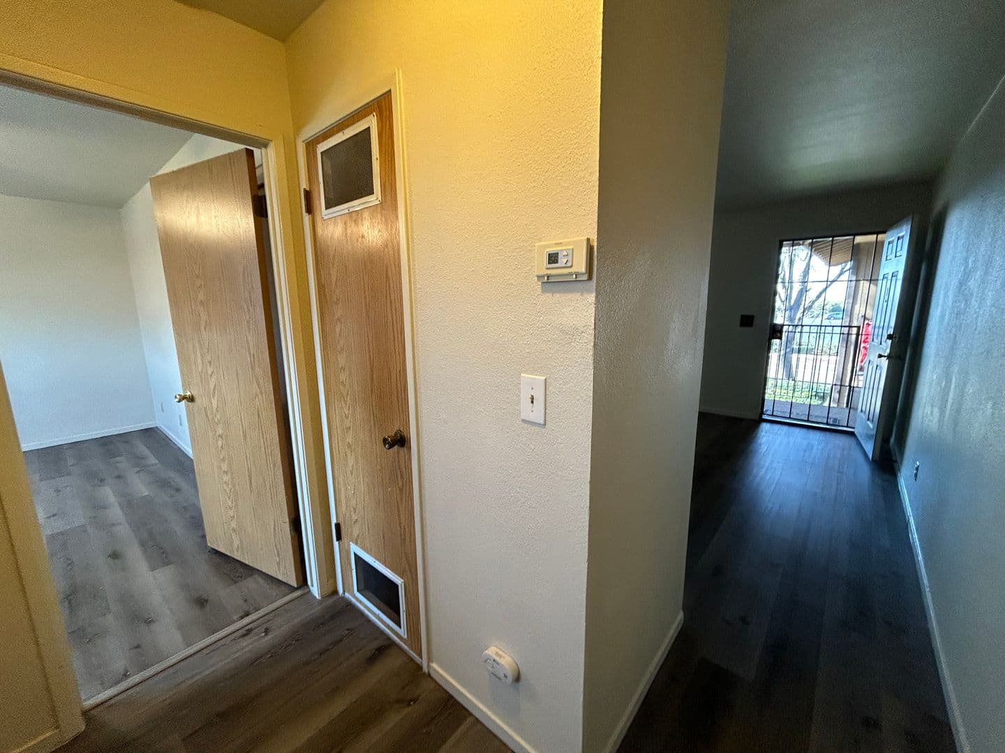 Merced Apartment: 154 South Parsons Ave. #D
