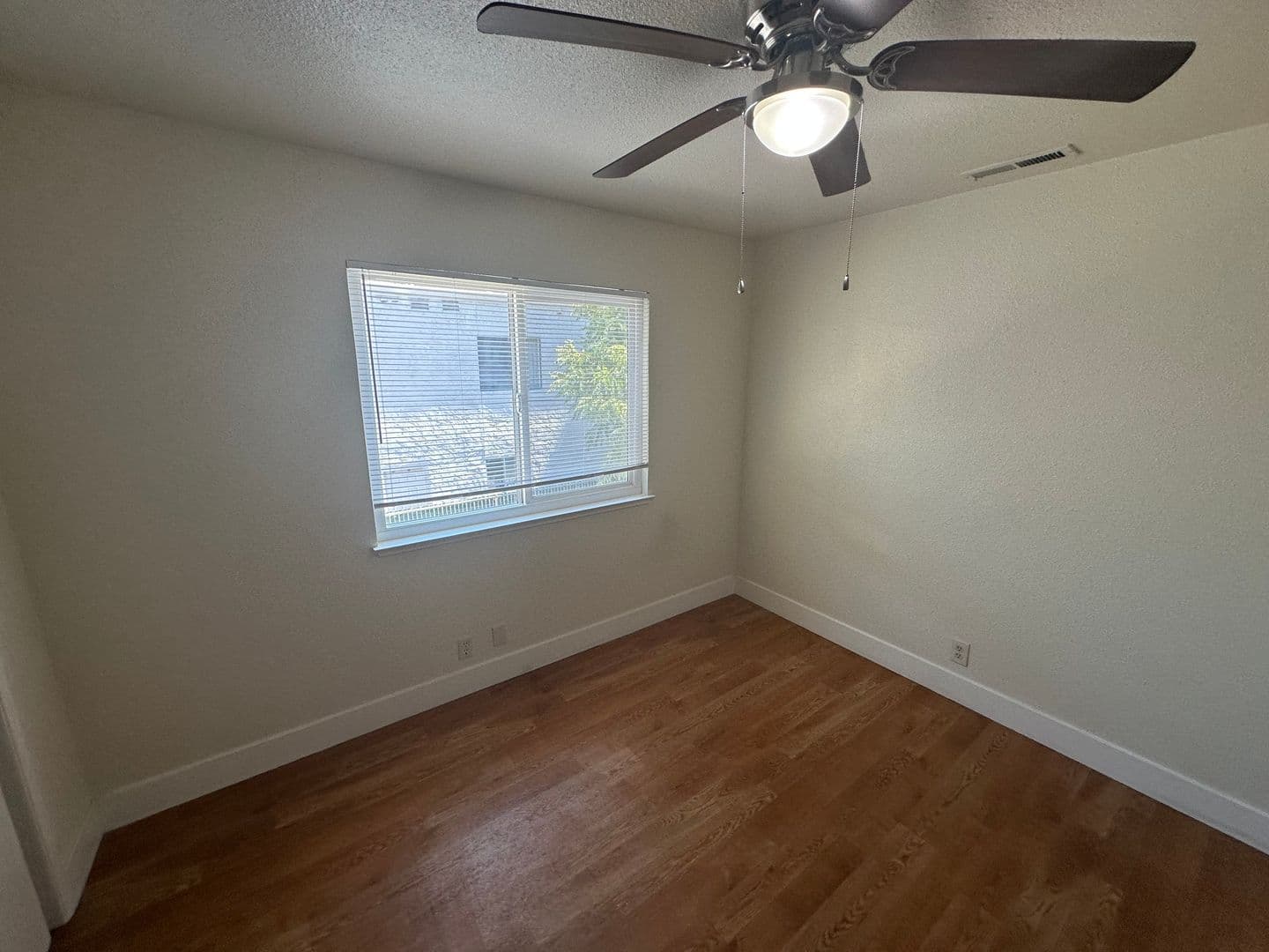 Chico Apartment: 703 W 2nd Avenue