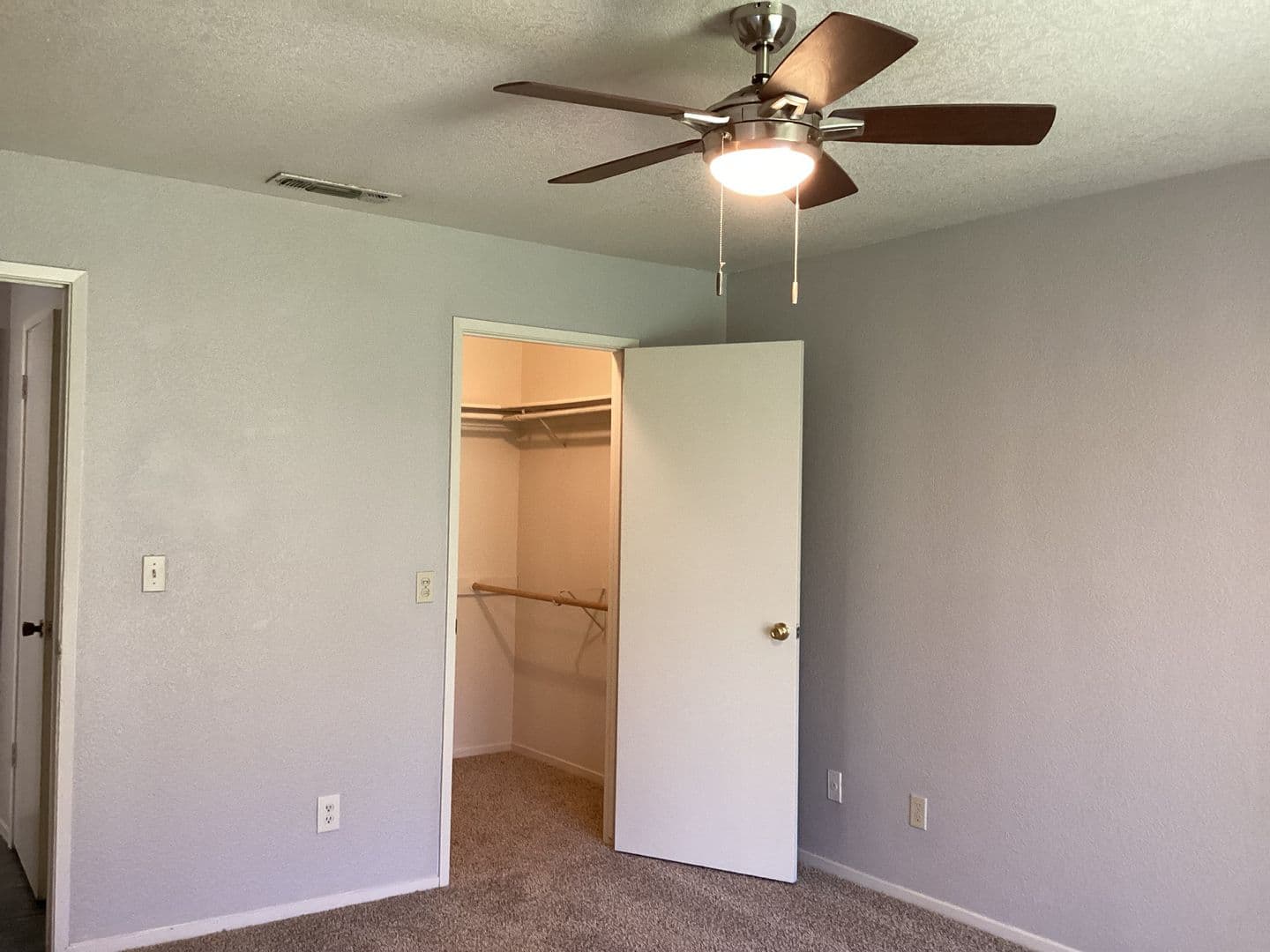 Fresno House: 3325 E. Pine Avenue