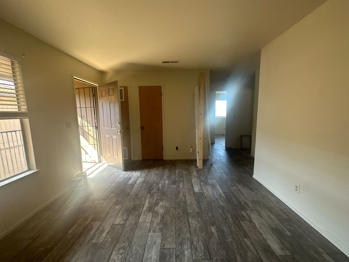 Merced Apartment: 32 South Parsons Ave. #C