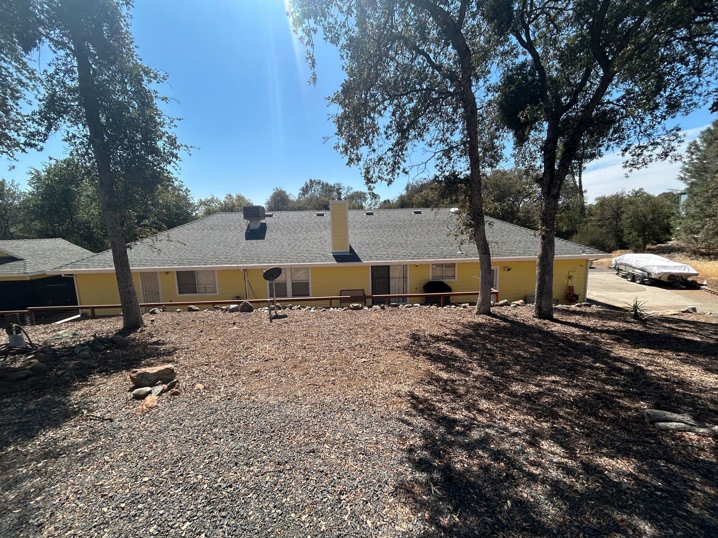 Coulterville House: 10475 Gusano Way