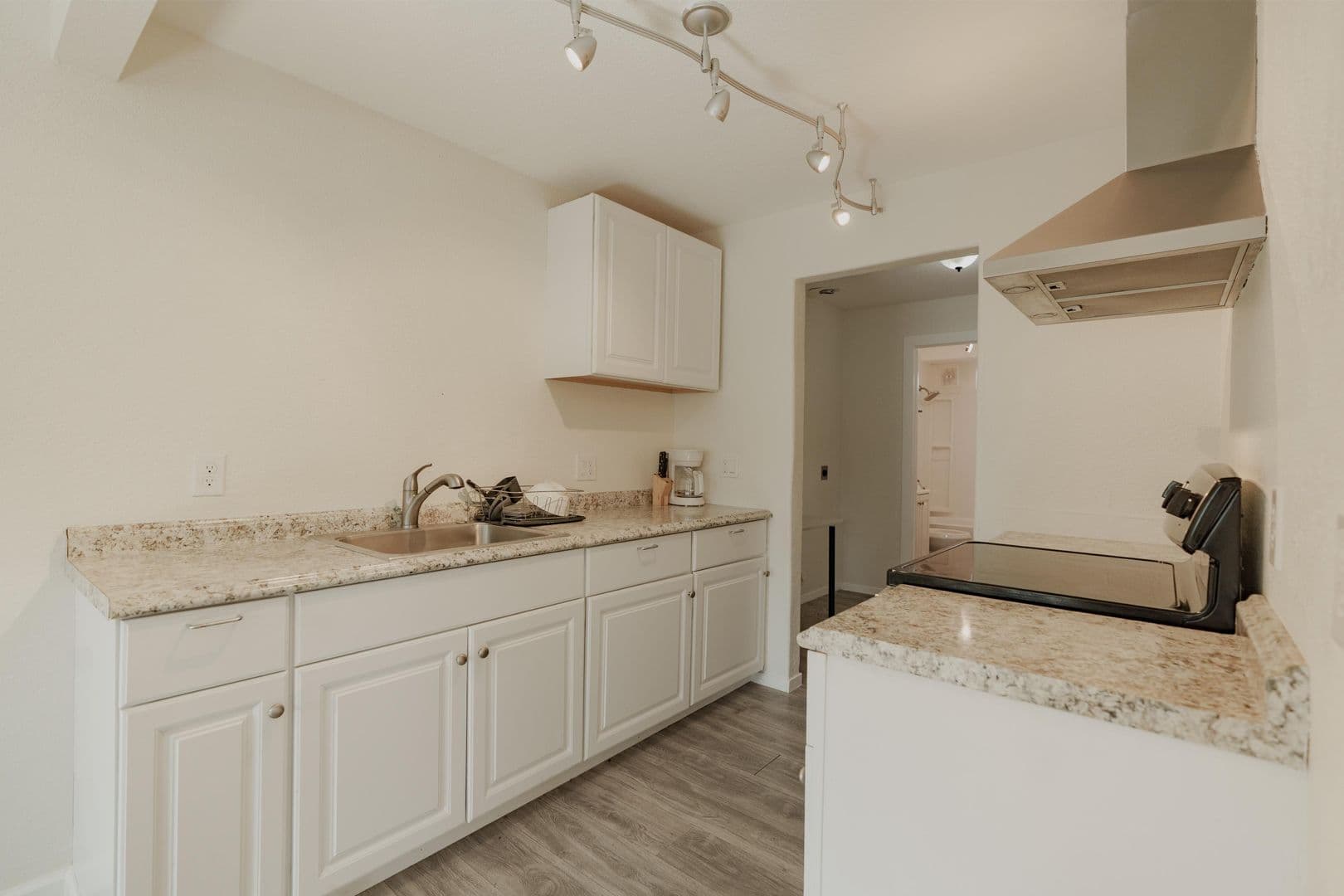 Turlock Apartment: 683 - 695 Vermont Ave