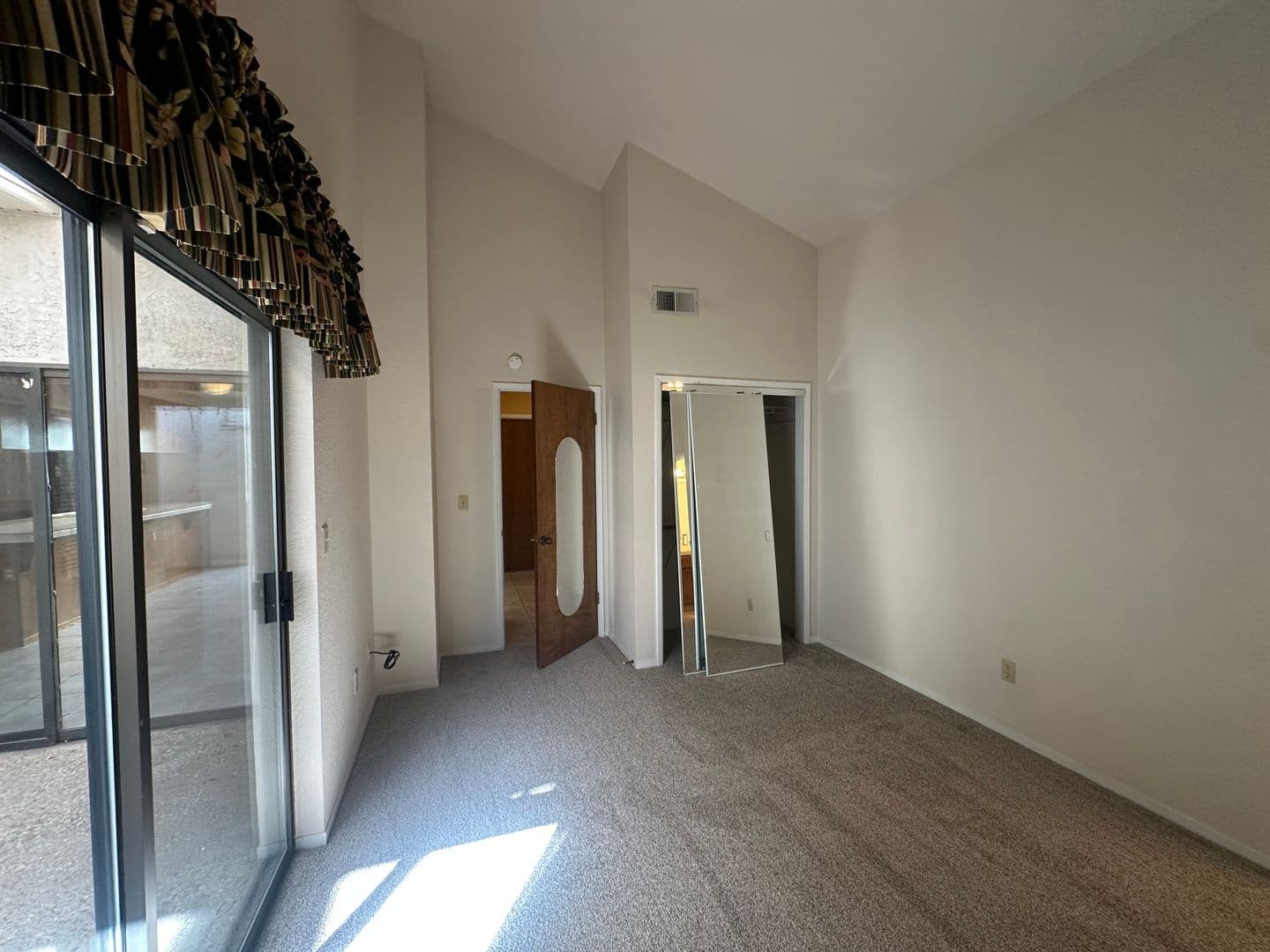 Modesto House: 1005 Westmont Ct