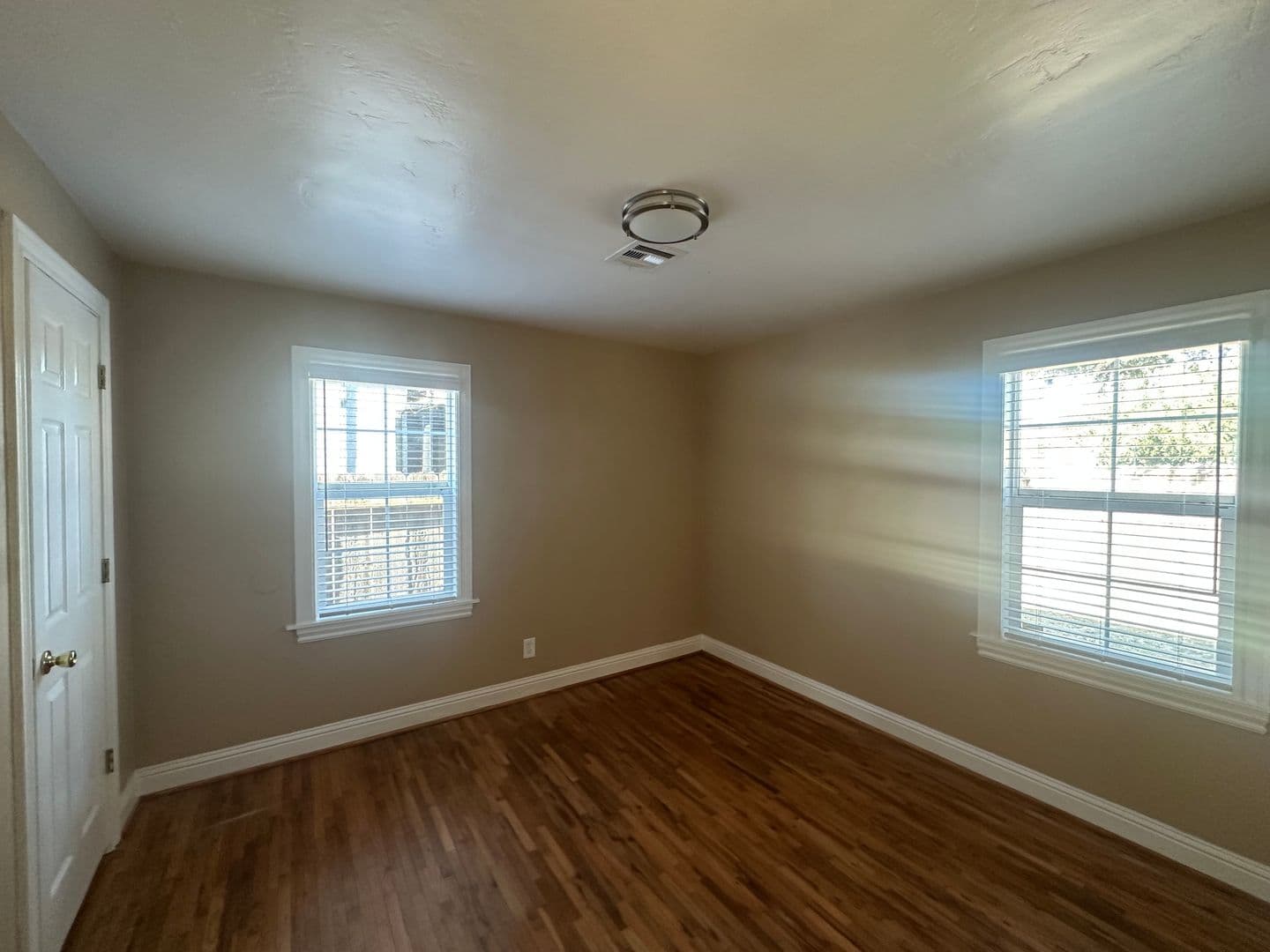 Modesto House: 1129 Allen Dr