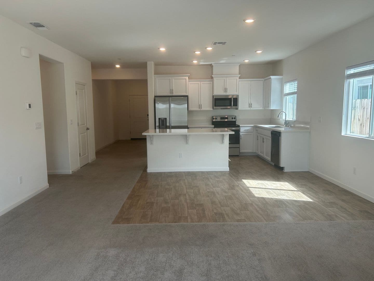 Patterson House: 931 Grimsby Lane