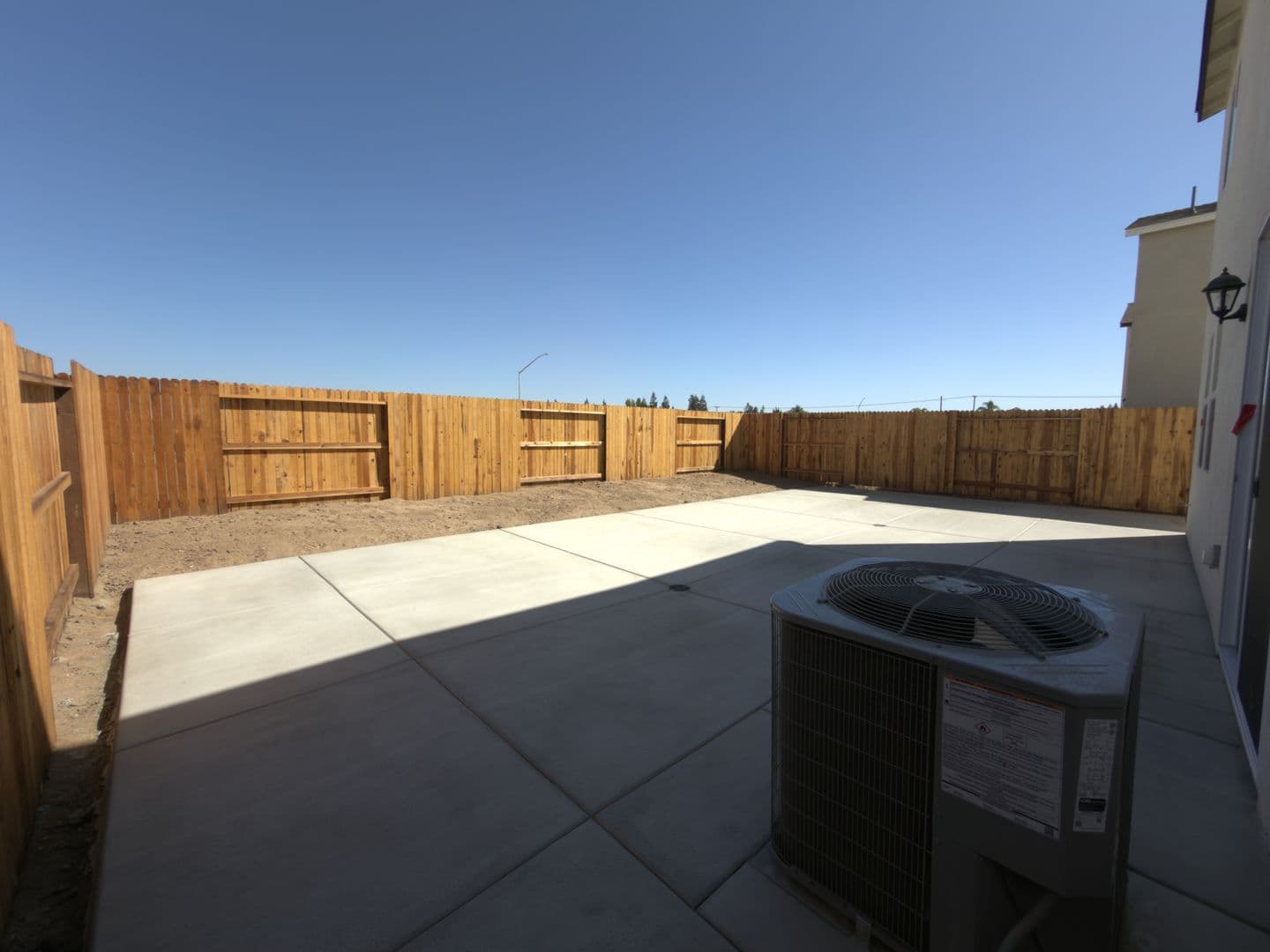 Modesto House: 4328 Frontier Way