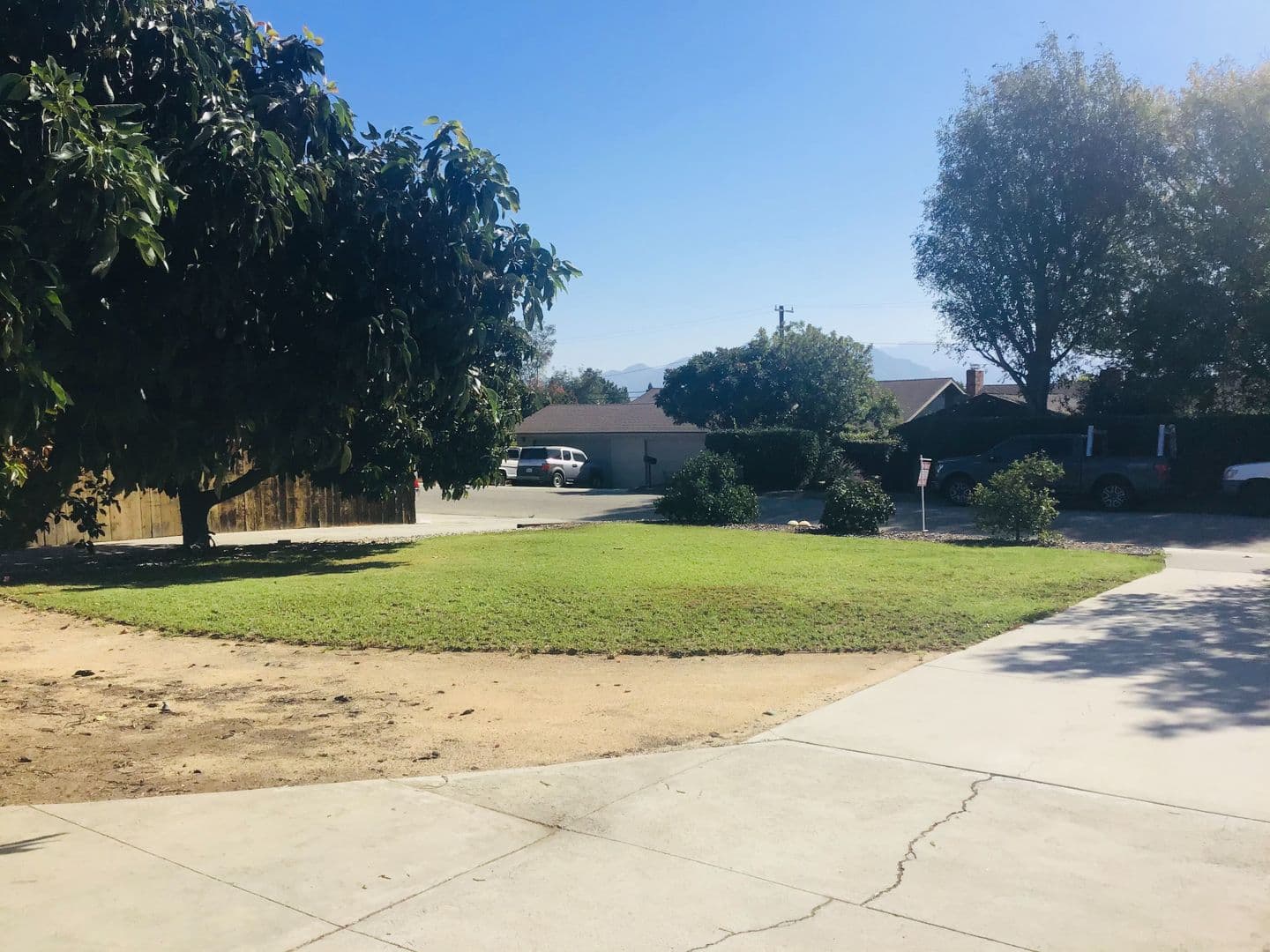 Camarillo Apartment: 16 Lemon Drive