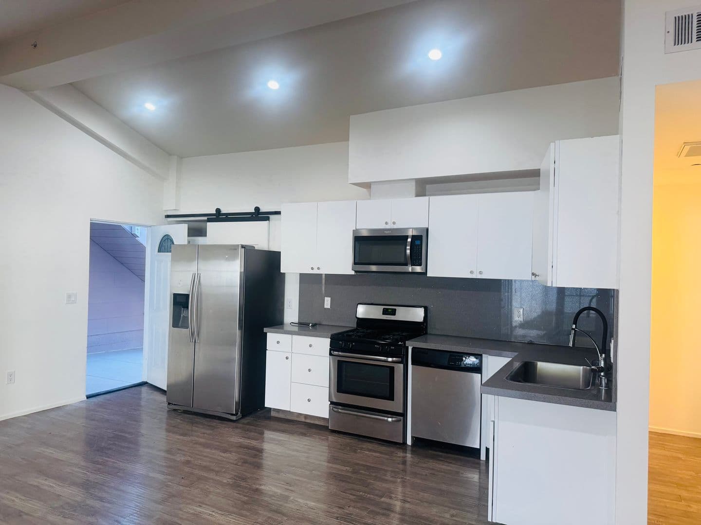 Somis House: 4506 Arch Street