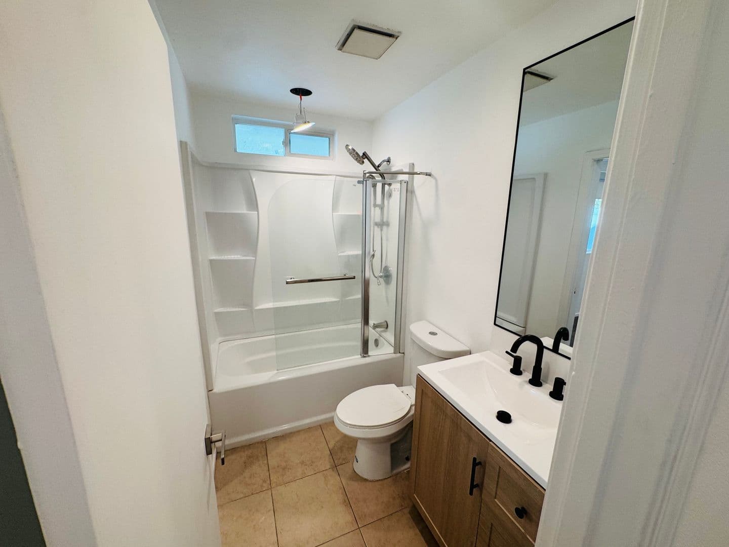 Somis House: 4500 Arch Street