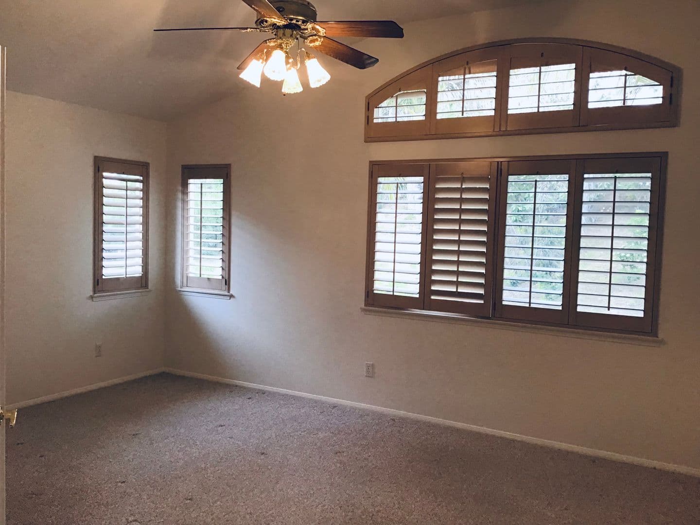 Thousand Oaks House: 3193 Clarita Court
