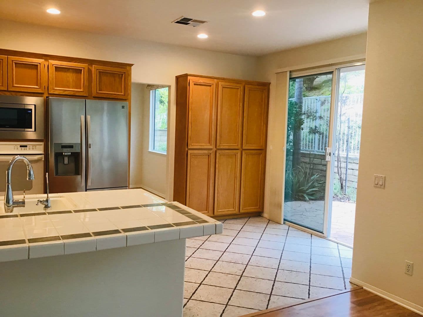 Thousand Oaks House: 3193 Clarita Court