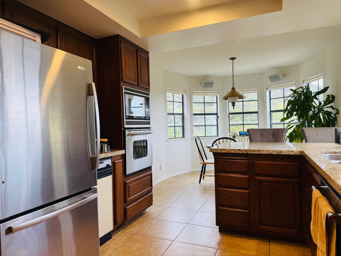 Thousand Oaks House: 431 Hillsborough Street