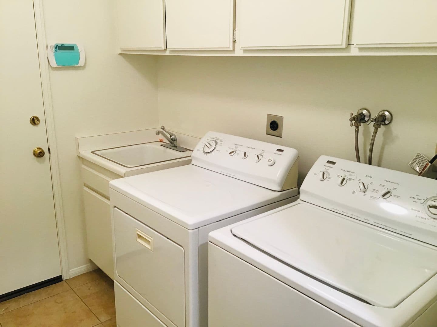 Thousand Oaks House: 431 Hillsborough Street