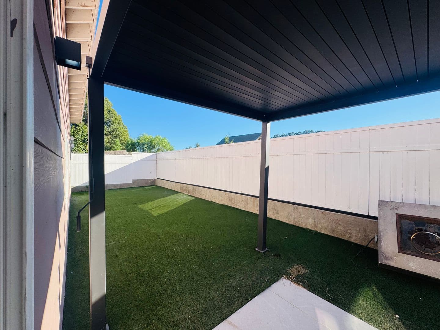 Somis House: 4504 Arch Street