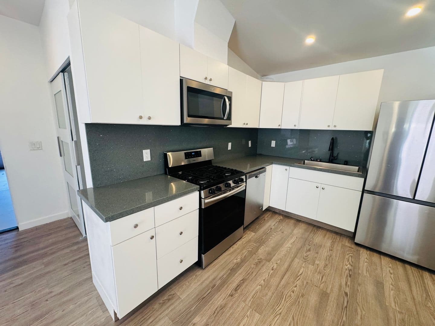 Somis House: 4504 Arch Street