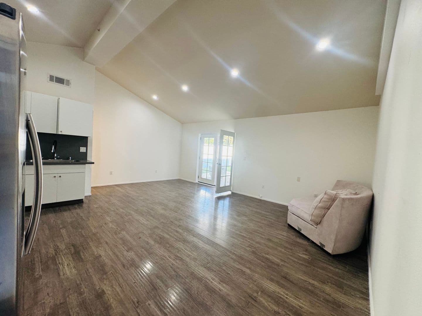 Somis House: 4506 Arch Street