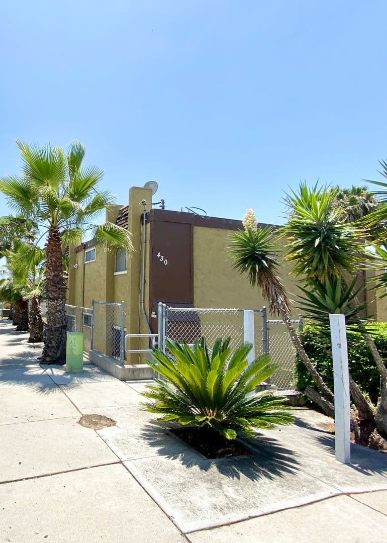 San Diego Apartment: 430 S. Willie James Jones Ave.