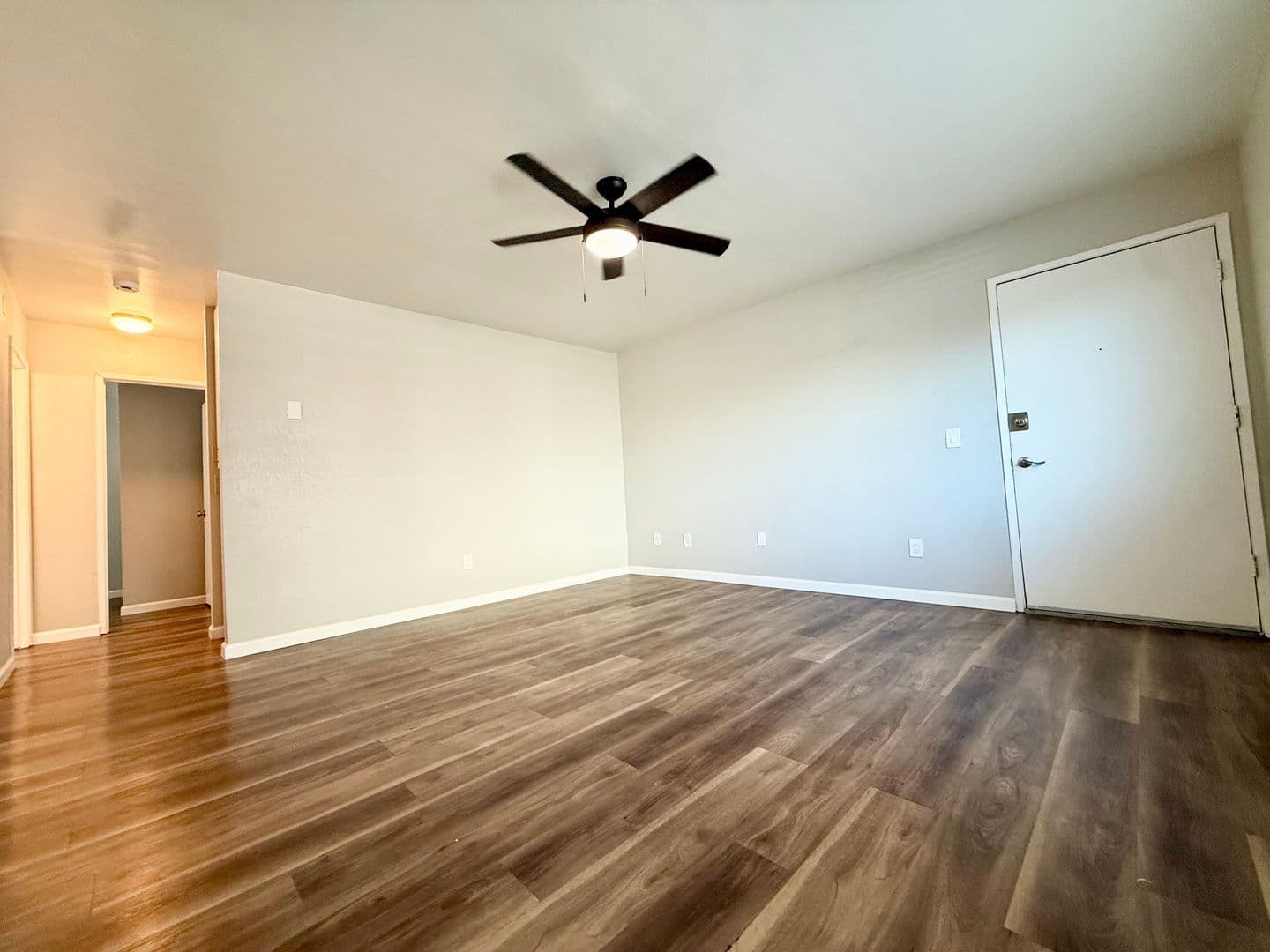 San Diego Apartment: 614-32 S Bancroft St.