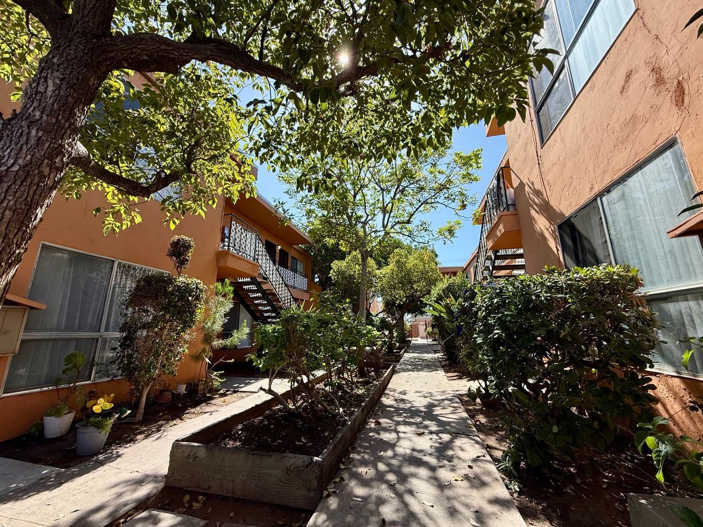 San Diego Apartment: 3686-3696 Marlborough Ave.