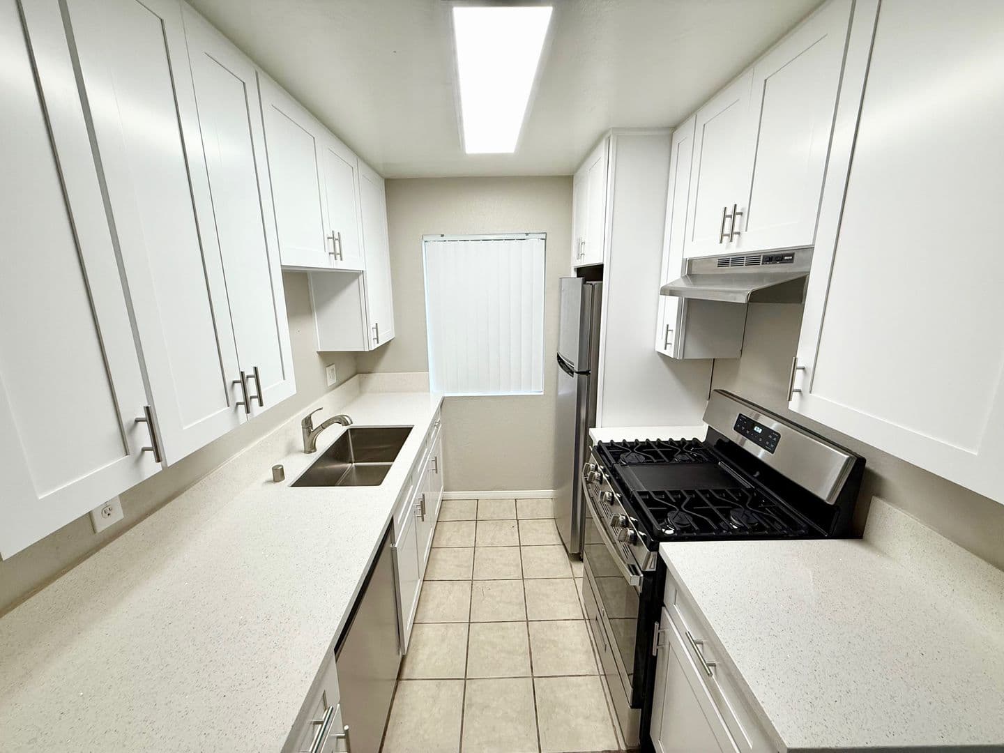 San Diego Apartment: 430 S. Willie James Jones Ave.