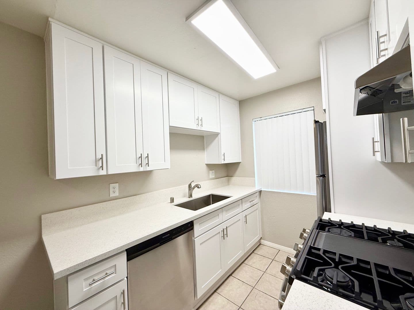 San Diego Apartment: 430 S. Willie James Jones Ave.