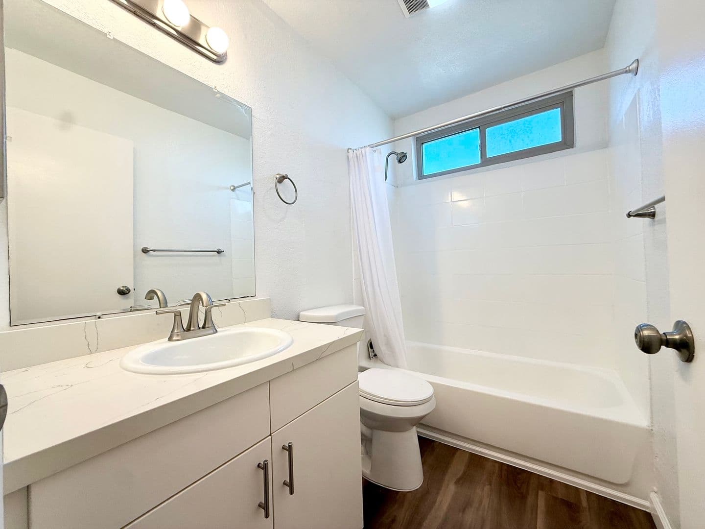 San Diego Apartment: 614-32 S Bancroft St.