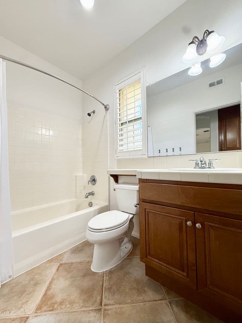 San Diego Townhome: 2810 Piantino Cir