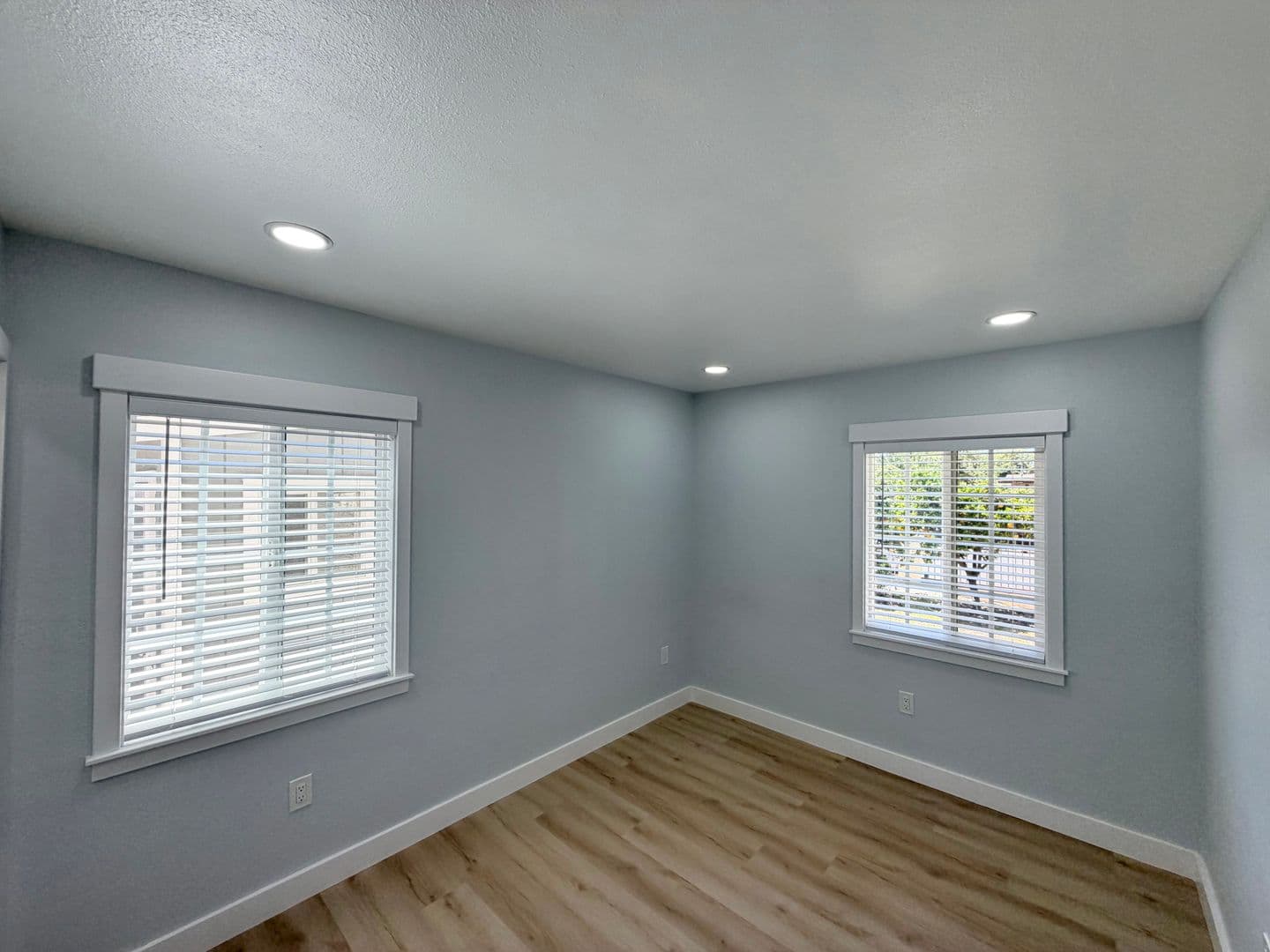 Oxnard House: 3502 Nyeland Ave