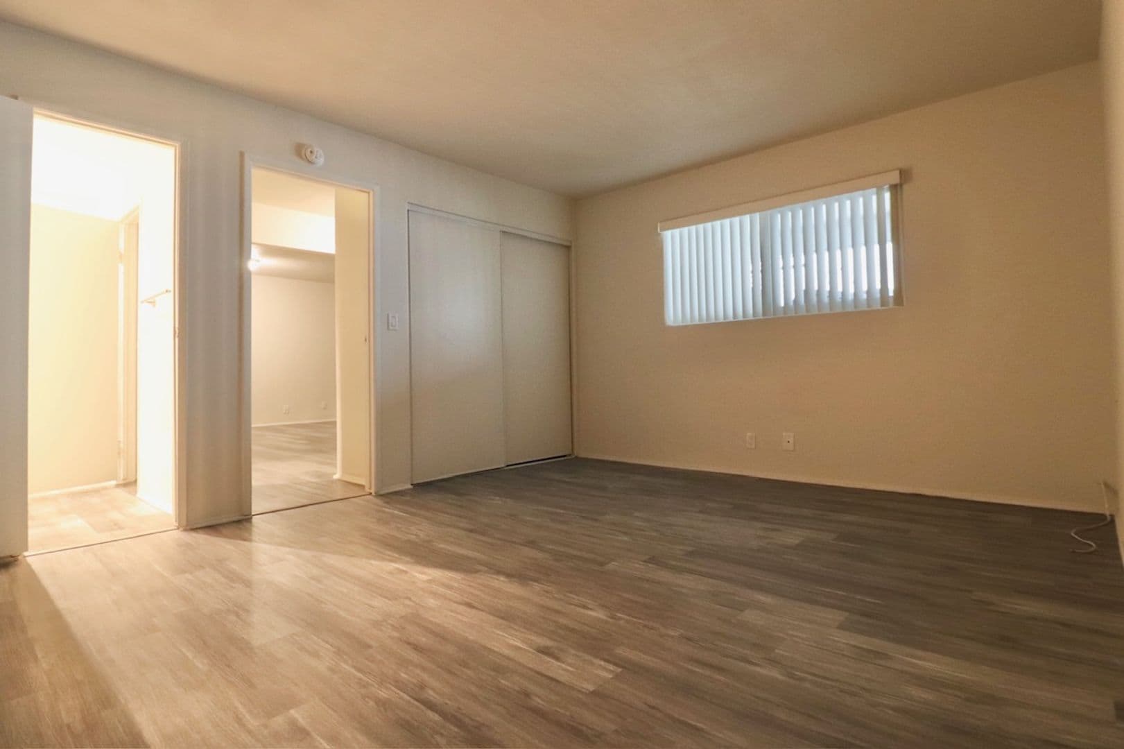 Oxnard Apartment: 241 Campbell Way