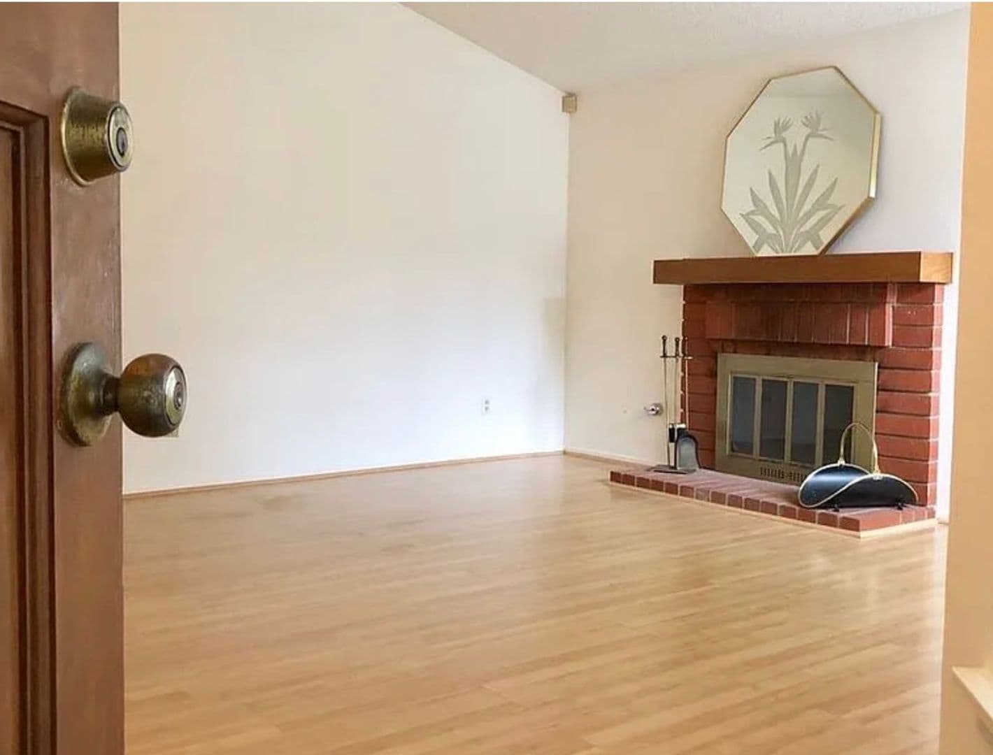 Port Hueneme House: 2609 Explorer Cv