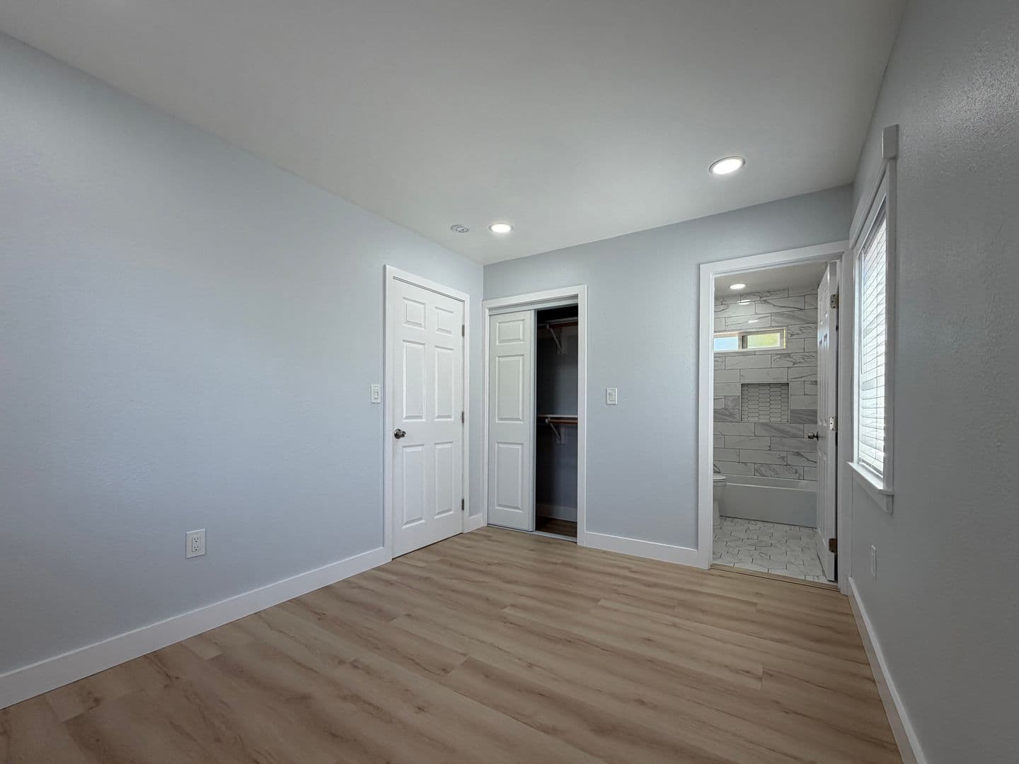 Oxnard House: 3502 Nyeland Ave