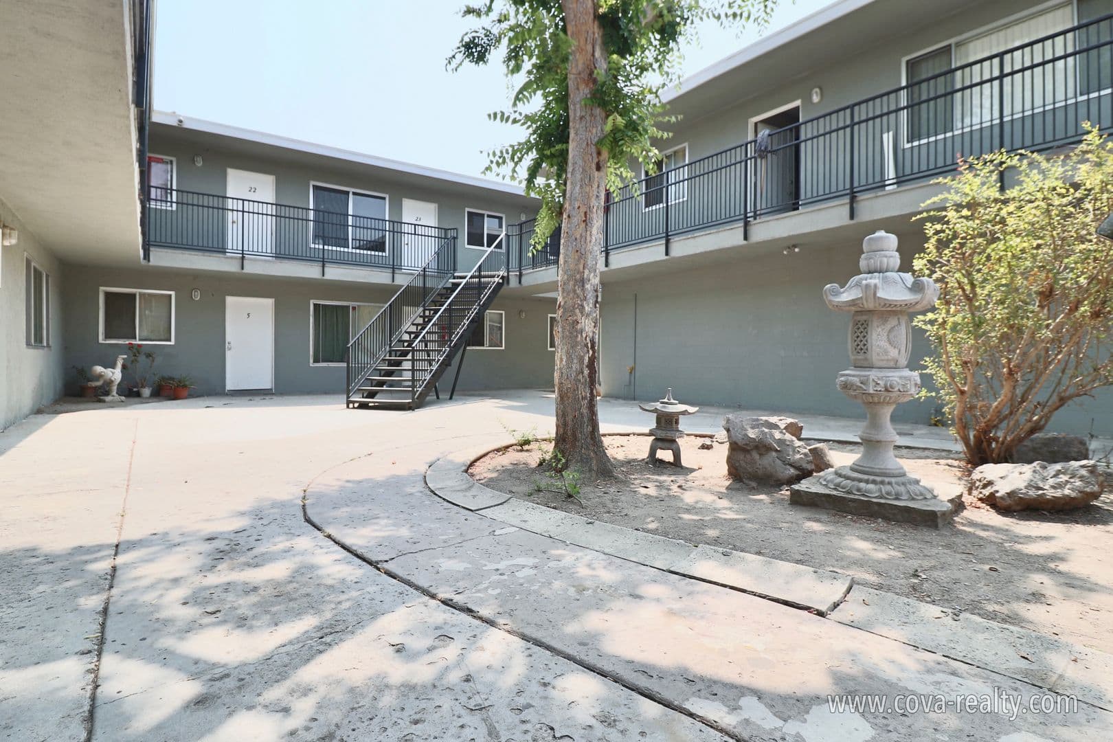 Oxnard Apartment: 500 Cuesta Del Mar Drive
